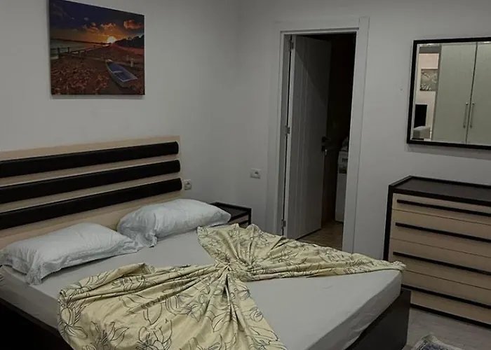 Paco Center דירה שקודר